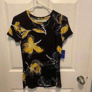 Black floral tee